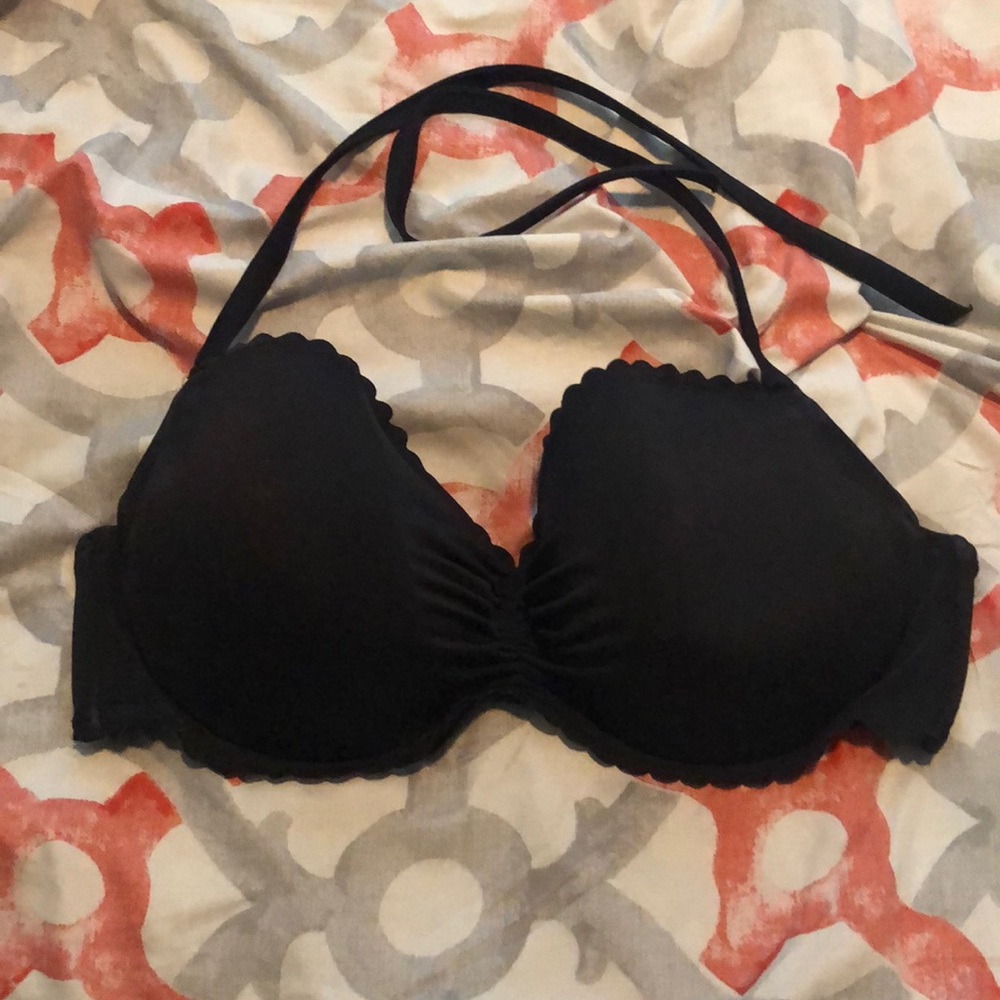 Gently used Victoria’s Secret bikini top